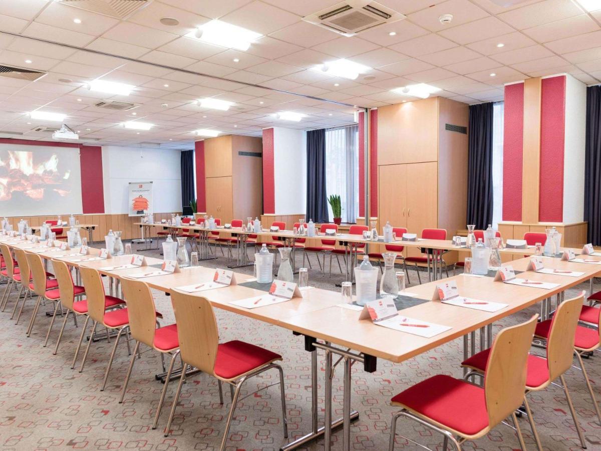 Ibis Wien Mariahilf Esterno foto