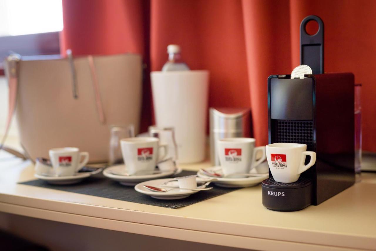 Ibis Wien Mariahilf Esterno foto