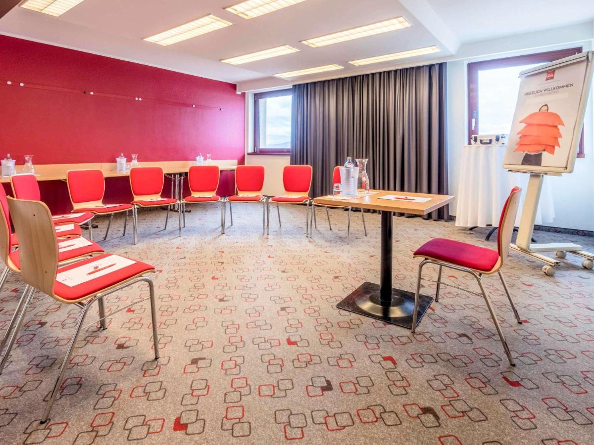 Ibis Wien Mariahilf Esterno foto